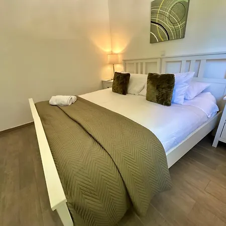 Apartment Stylish With Pool Near Vilamoura Marina