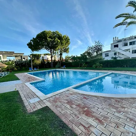 Stylish With Pool Near Vilamoura Marina Quarteira